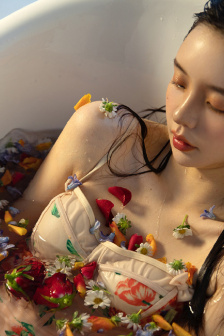 乱公伦媳..中文字幕